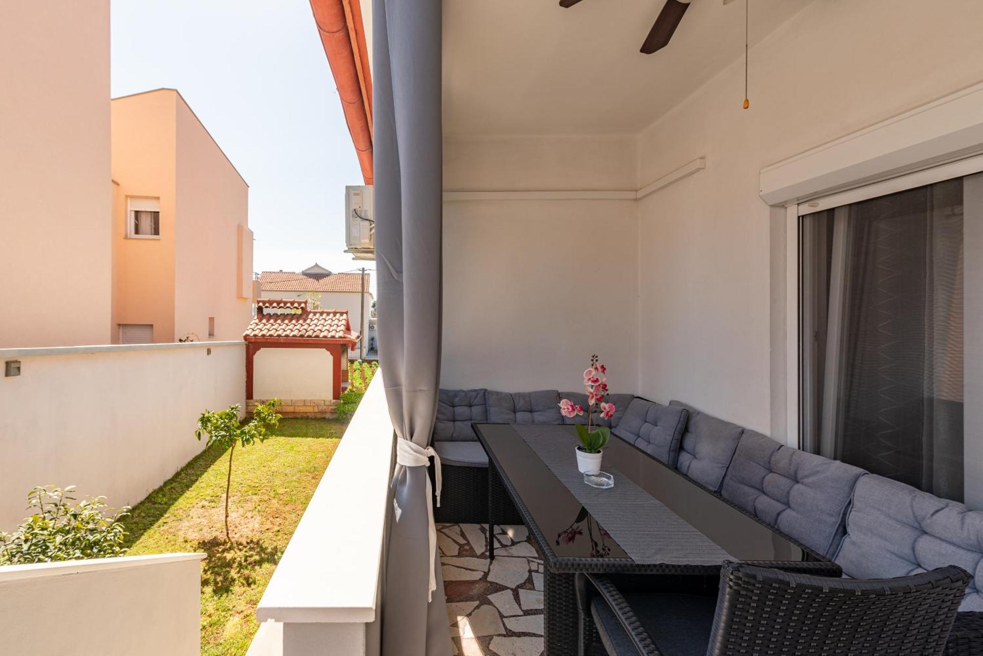 Ferienwohnung Floyd Bibinje Exterior foto